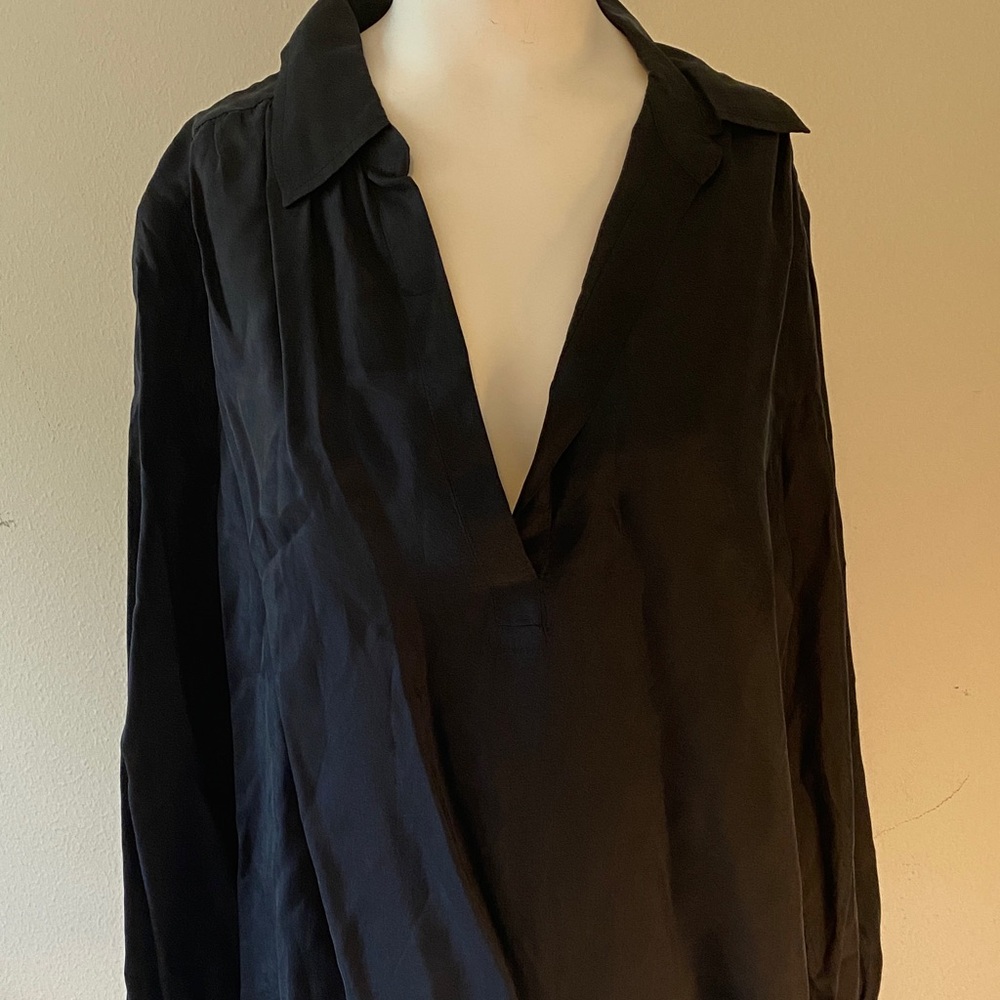 J. Crew Chic Black Extra low V-Neck Long Sleeve Blouse Medium